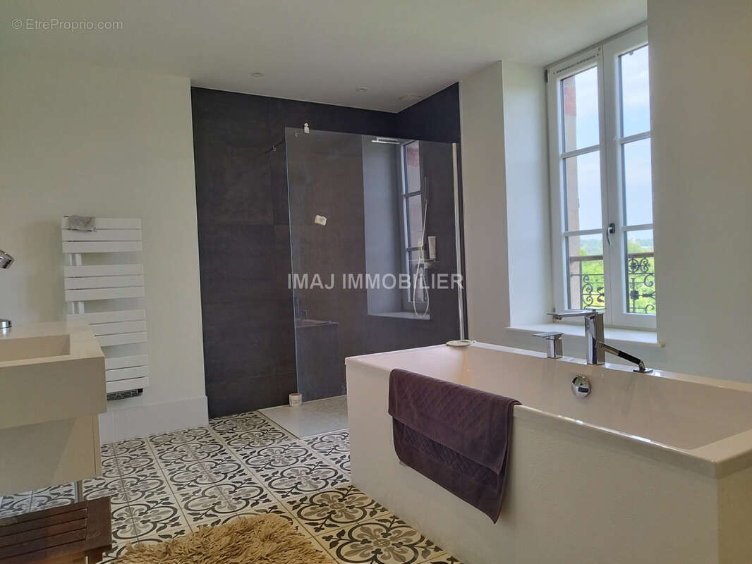 Maison de charme - 211 m2 - nomexy - photo 8