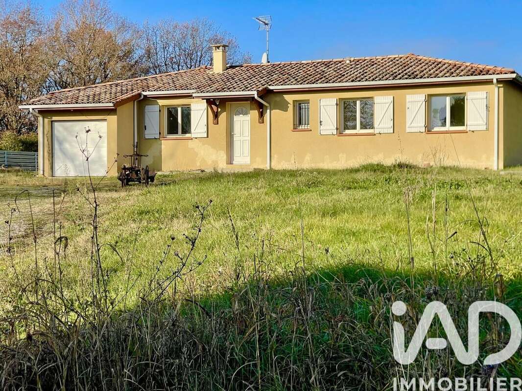 Photo 2 - Maison à LE BORN