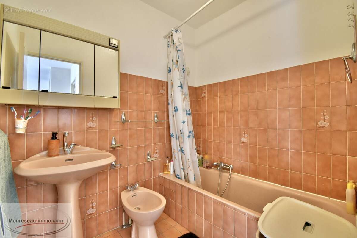 Appartement à LE CANNET