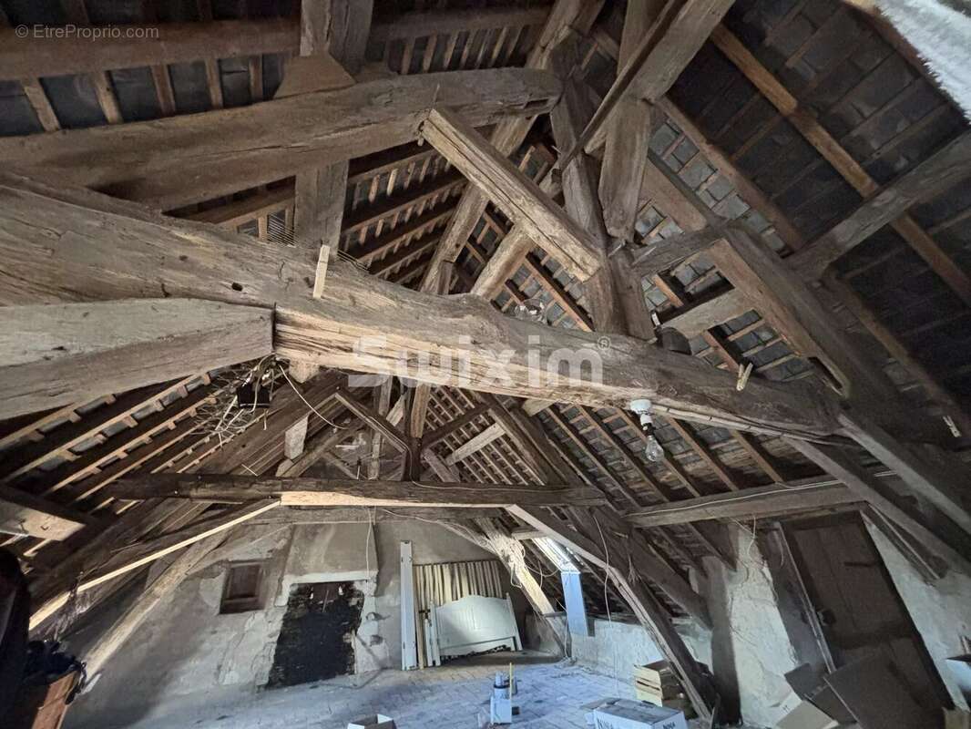 Maison à CUSSY-LES-FORGES