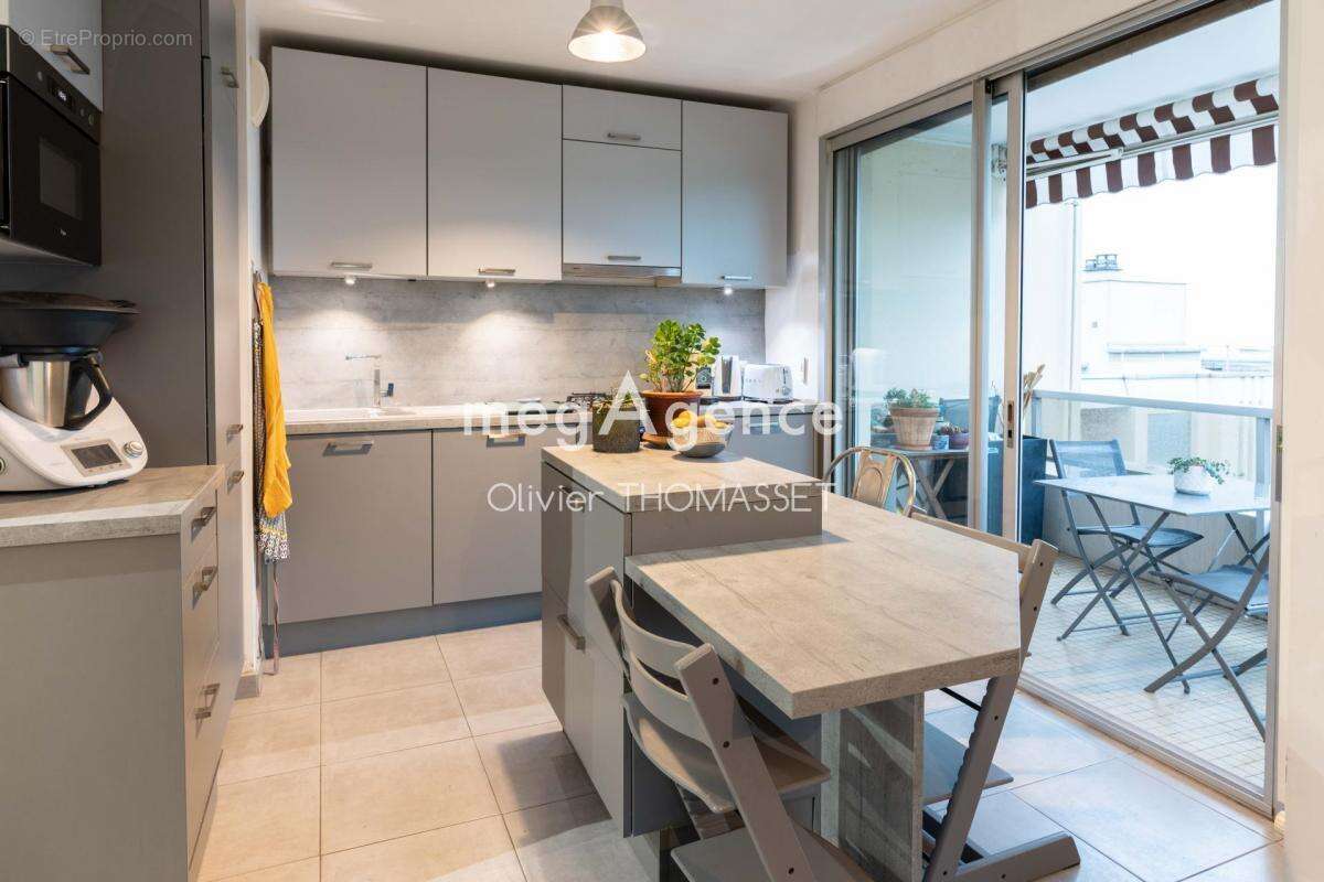 Appartement à LYON-5E