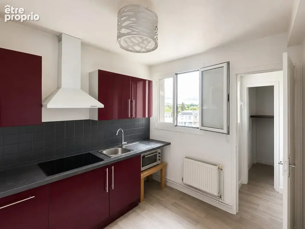 Appartement 84 m² à Guingamp  - photo 8