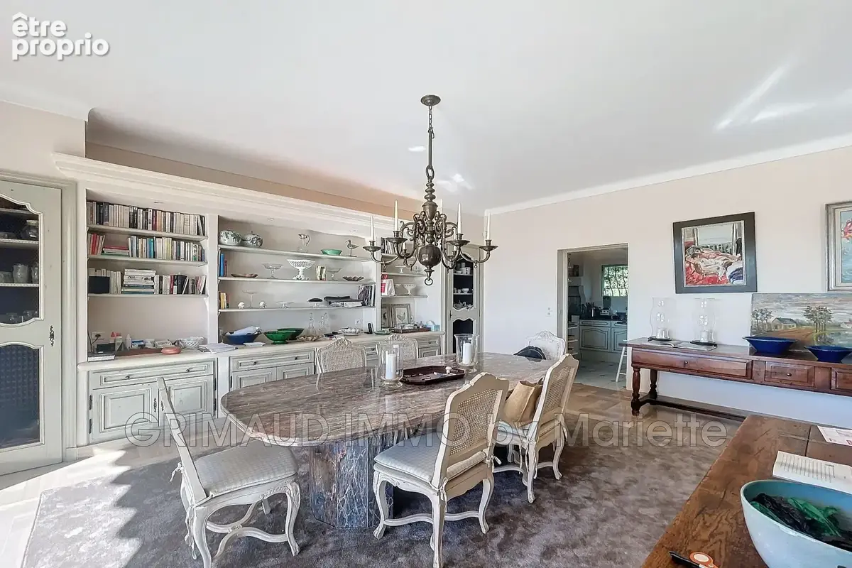 Maison 336 m² à Grimaud  - photo 6