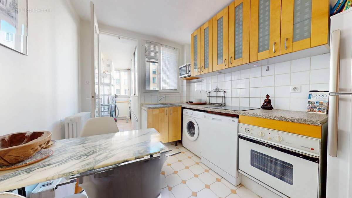 Appartement à LYON-4E