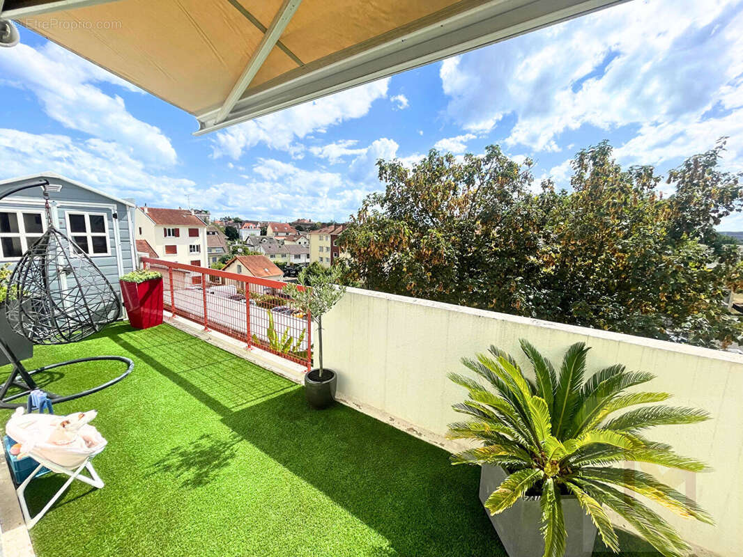 Appartement à ROSNY-SOUS-BOIS