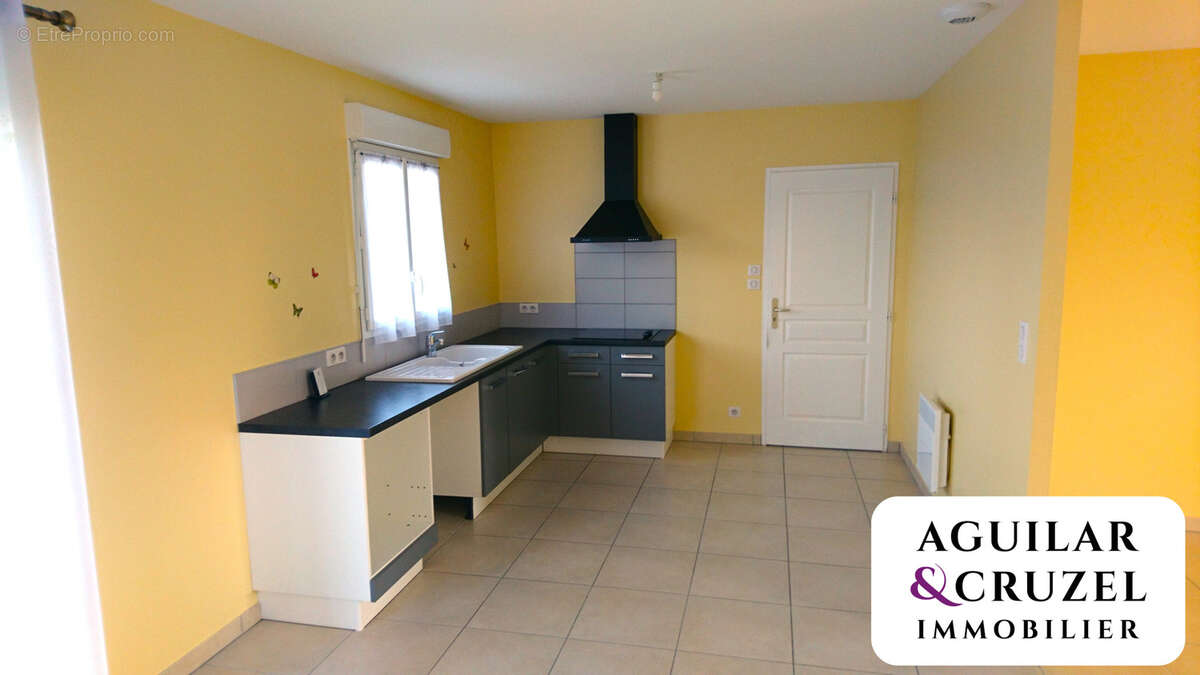 Maison à LA CHAPELLE-SAINT-URSIN