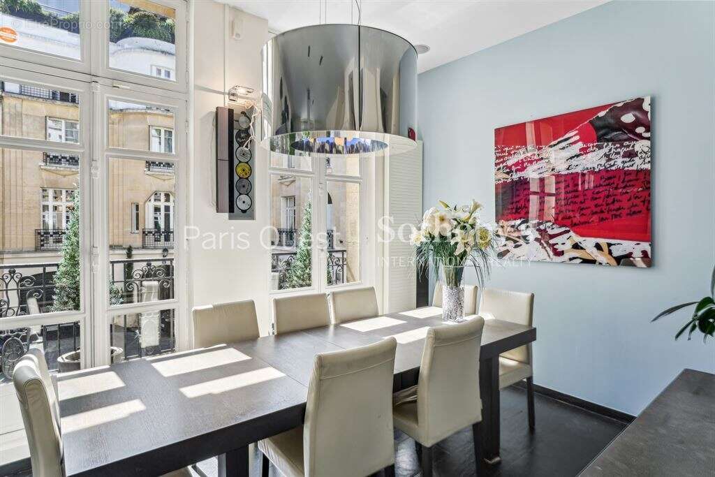 Maison à PARIS-16E
