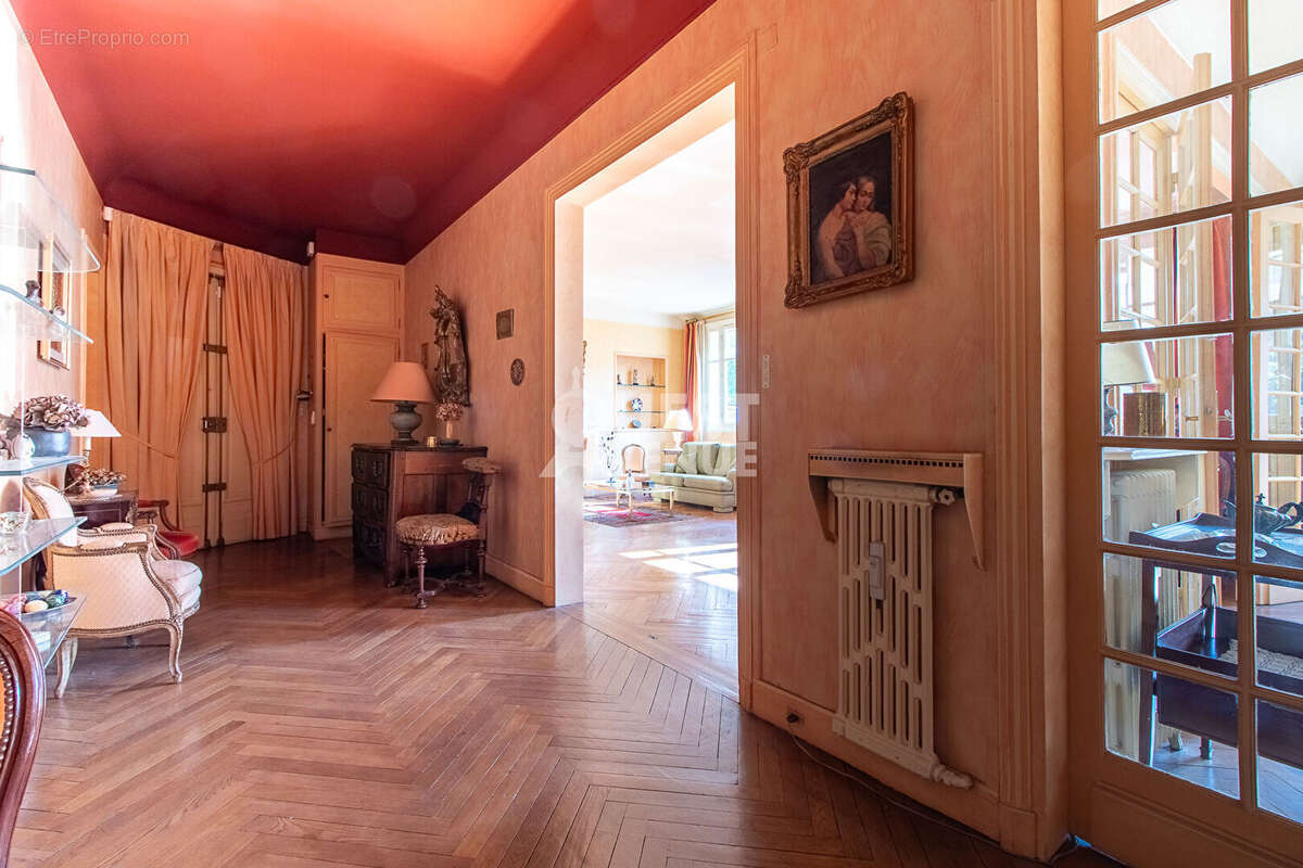 Appartement à BOULOGNE-BILLANCOURT