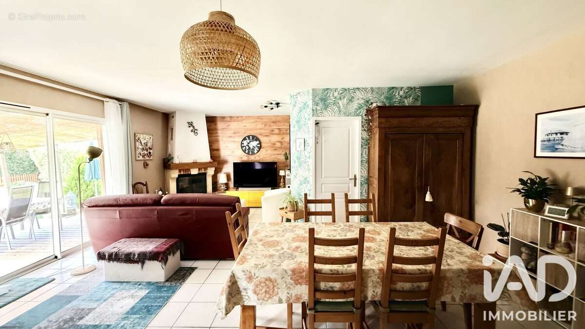 Maison 120 m² à Mios  - photo 7