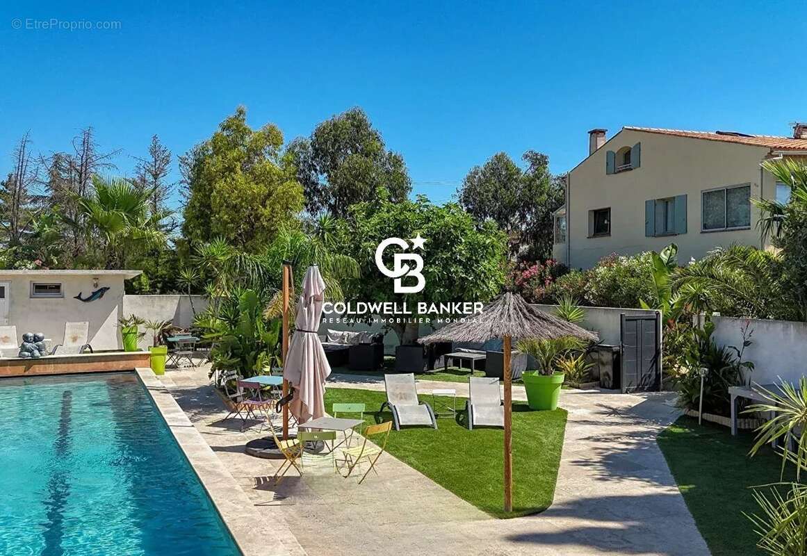 Appartement à LA CRAU