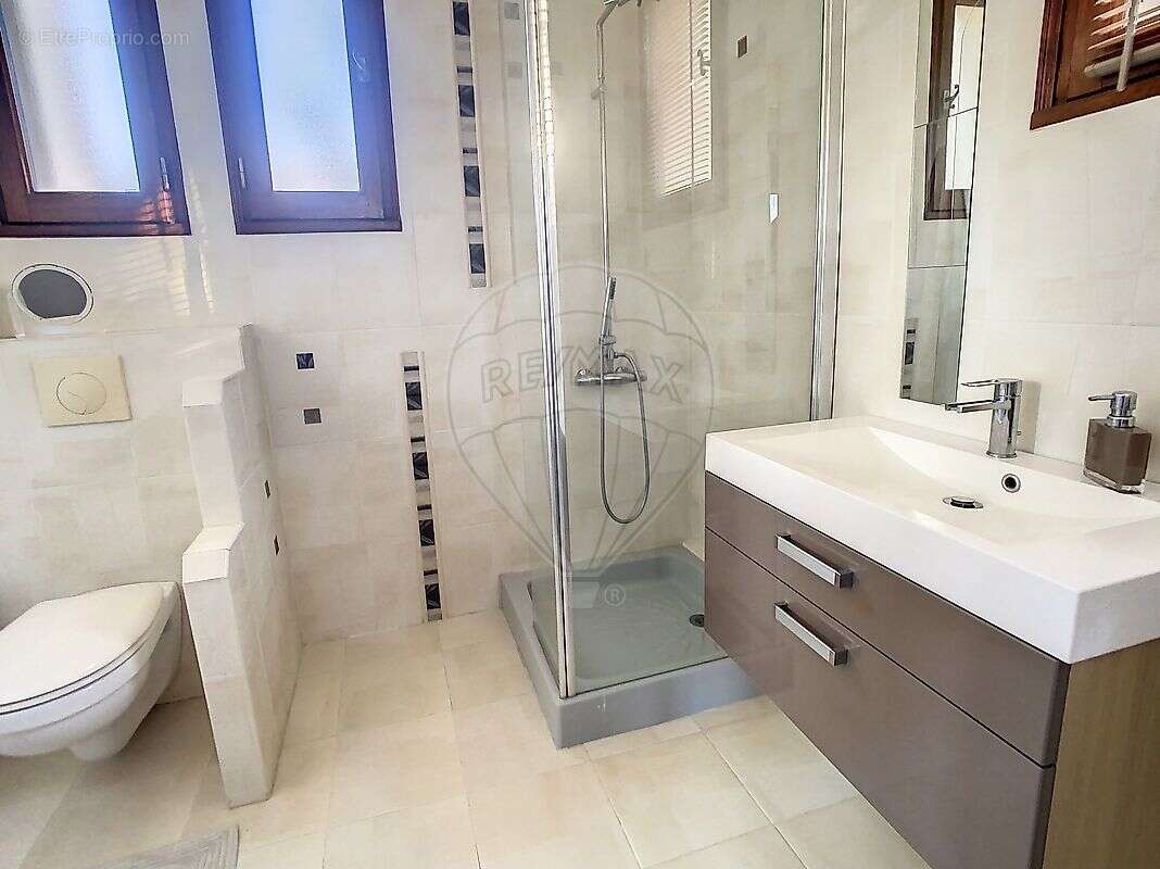 Maison à BOISSET-ET-GAUJAC