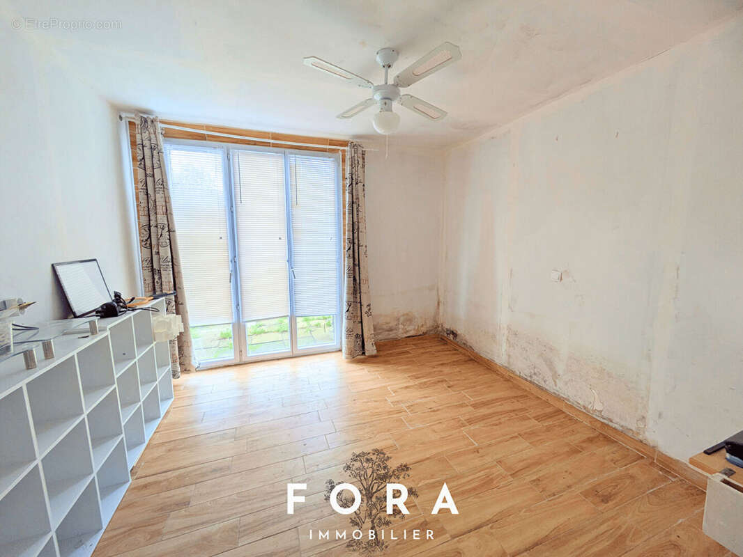 Maison à LA SELLE-LA-FORGE