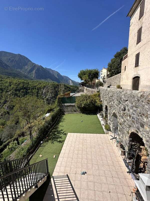 Maison à MALAUSSENE