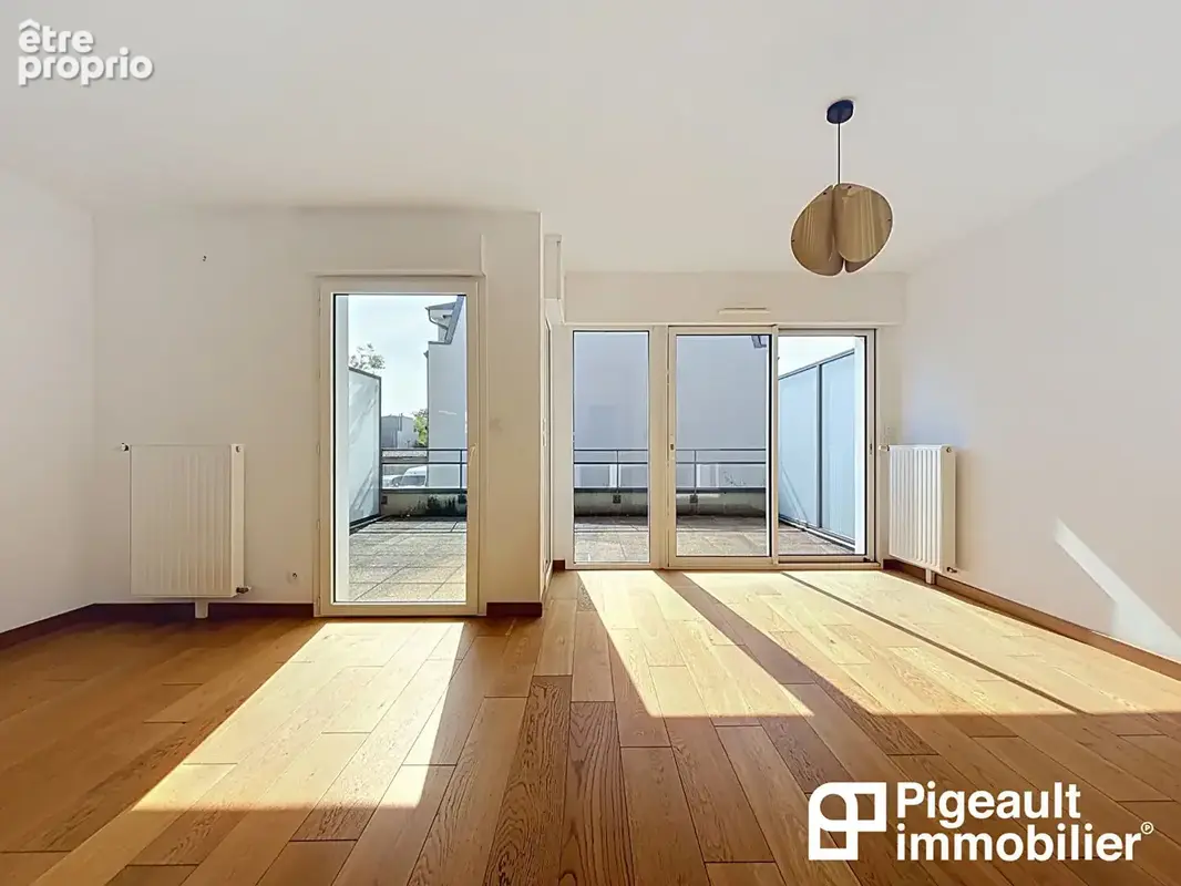 Maison - Appartement T4 en copropriété à vendre - Rennes - Quartier Lorient Saint-Brieuc - Double garage - Terrasse - photo 11