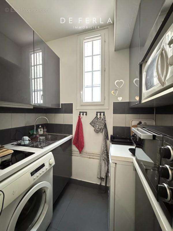 Appartement à PARIS-15E