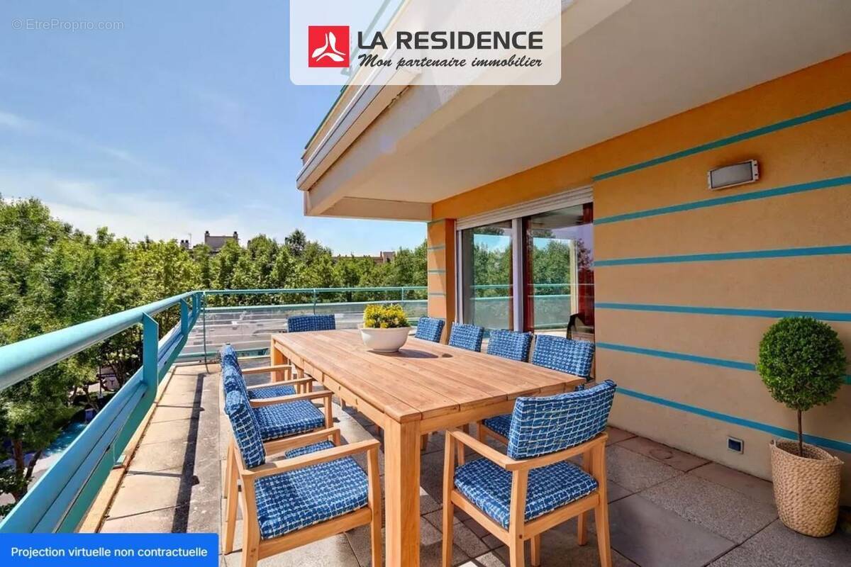 Appartement à FREJUS