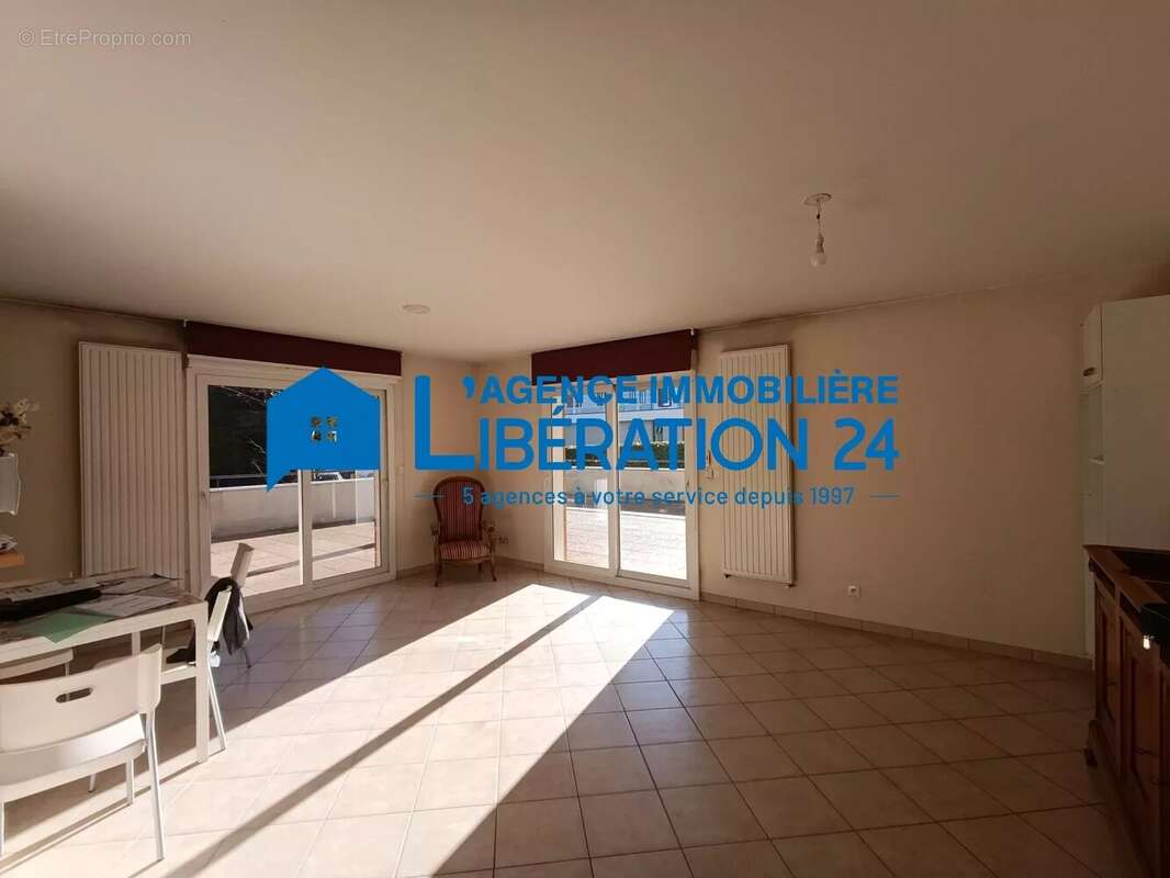 Appartement à SAINT-ETIENNE
