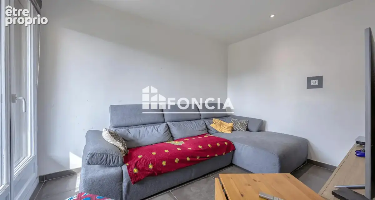 EXCLUSIVITE - T4 lumineux de 74m² à La Motte-Servolex - photo 5