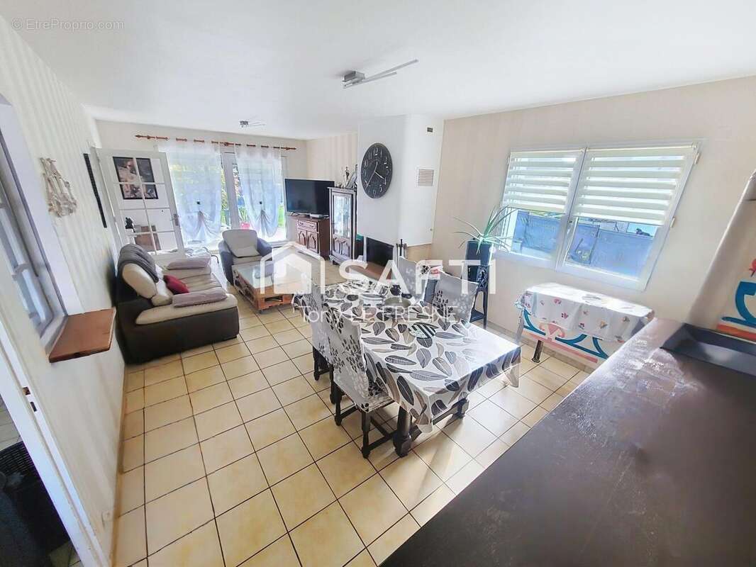 Photo 3 - Maison à NOYAL-PONTIVY