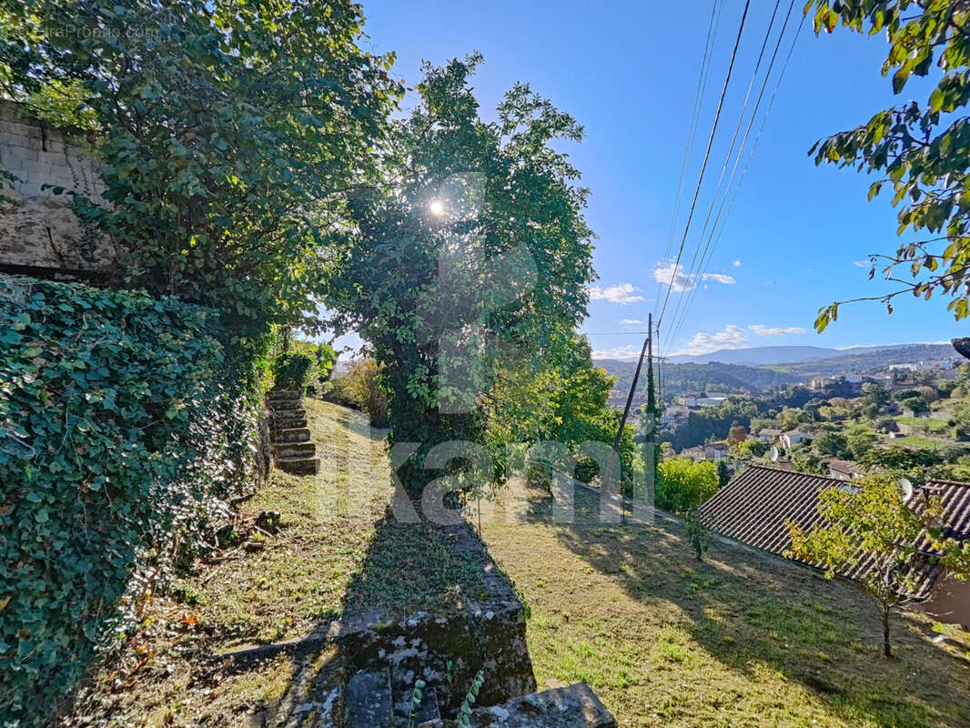 Terrain à ANNONAY