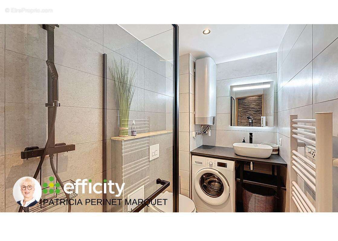 Appartement à DEMI-QUARTIER