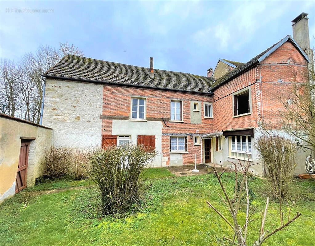 Maison à BRUGNY-VAUDANCOURT