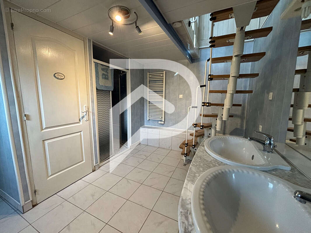 Maison à LIMEIL-BREVANNES