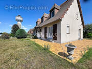 Maison à EQUEMAUVILLE