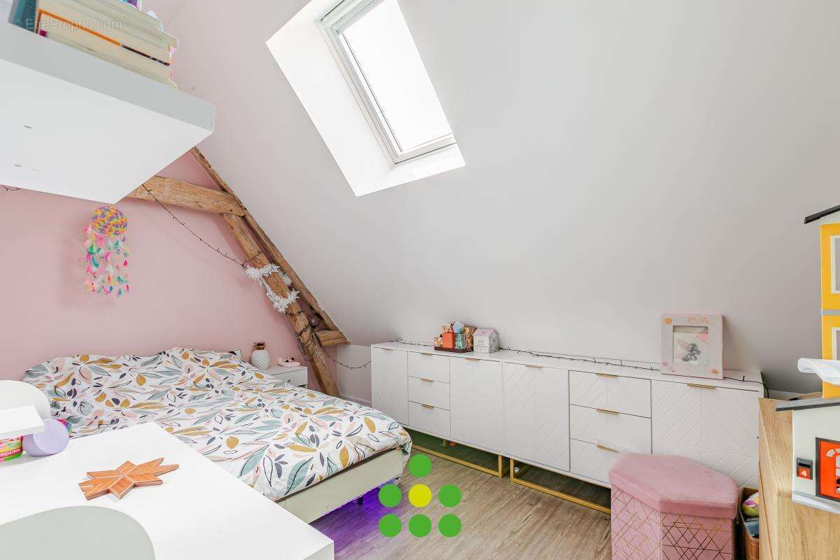 Maison à CHOISY-LA-VICTOIRE