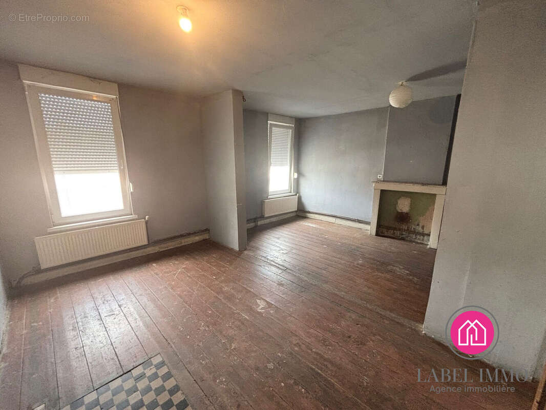 Maison 170 m² à Bruay-Sur-L'escaut  - photo 5