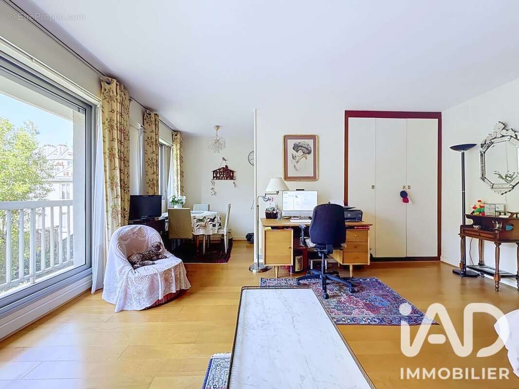 Photo 3 - Appartement à PARIS-17E