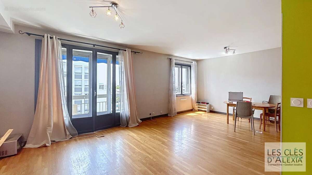T4 Lyon 8 - 104m2 avec balcon - photo 3