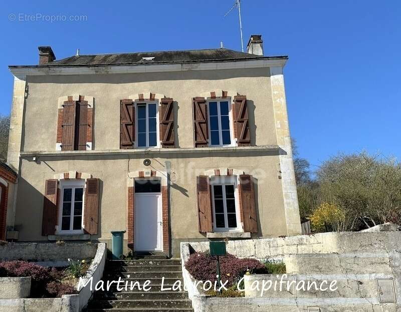 Maison à BOESSE-LE-SEC