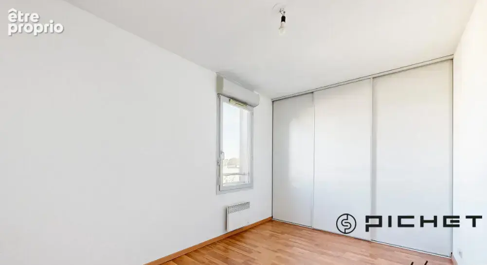 Mermoz -  Appartement  T4 - photo 5