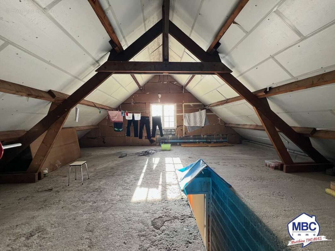 Maison à LA ROUXIERE