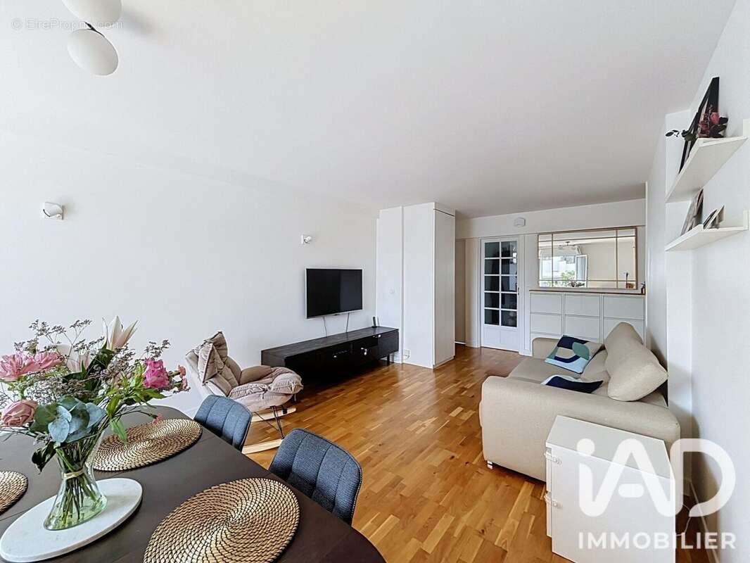 Appartement 72 m² à Courbevoie  - photo 4