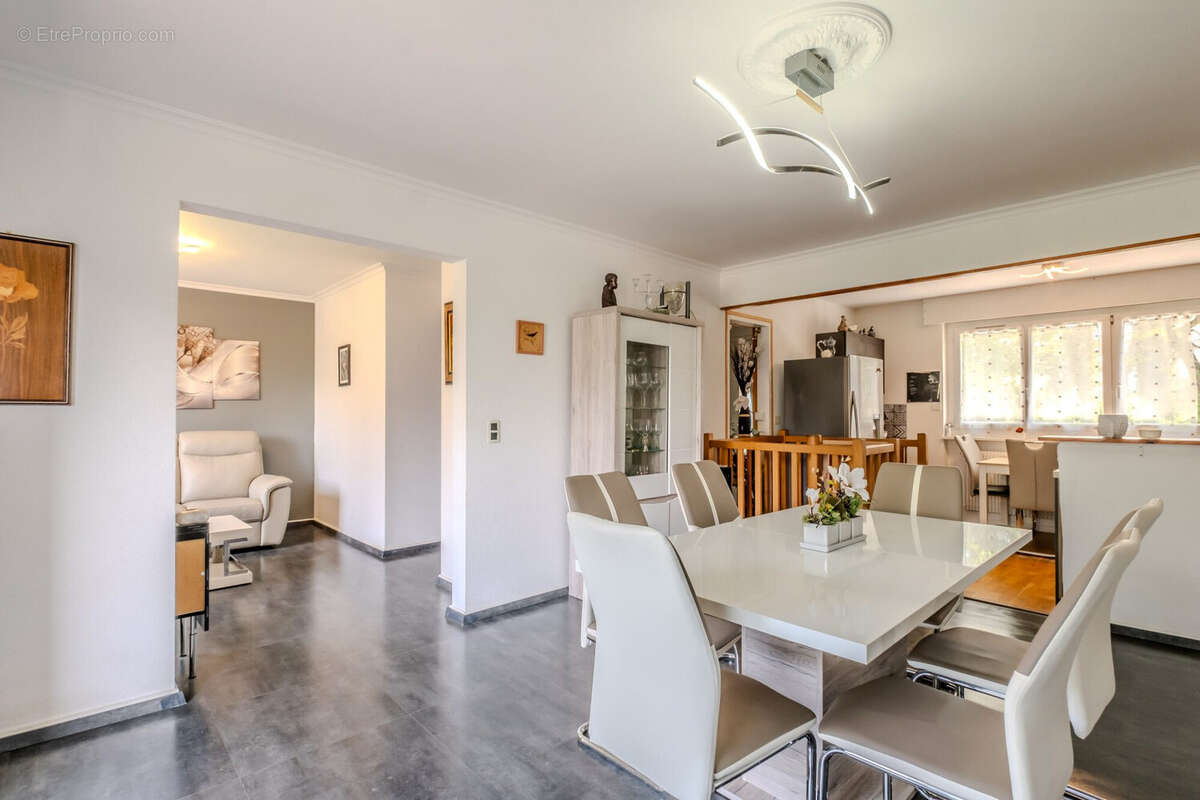 Appartement à MARGENCEL
