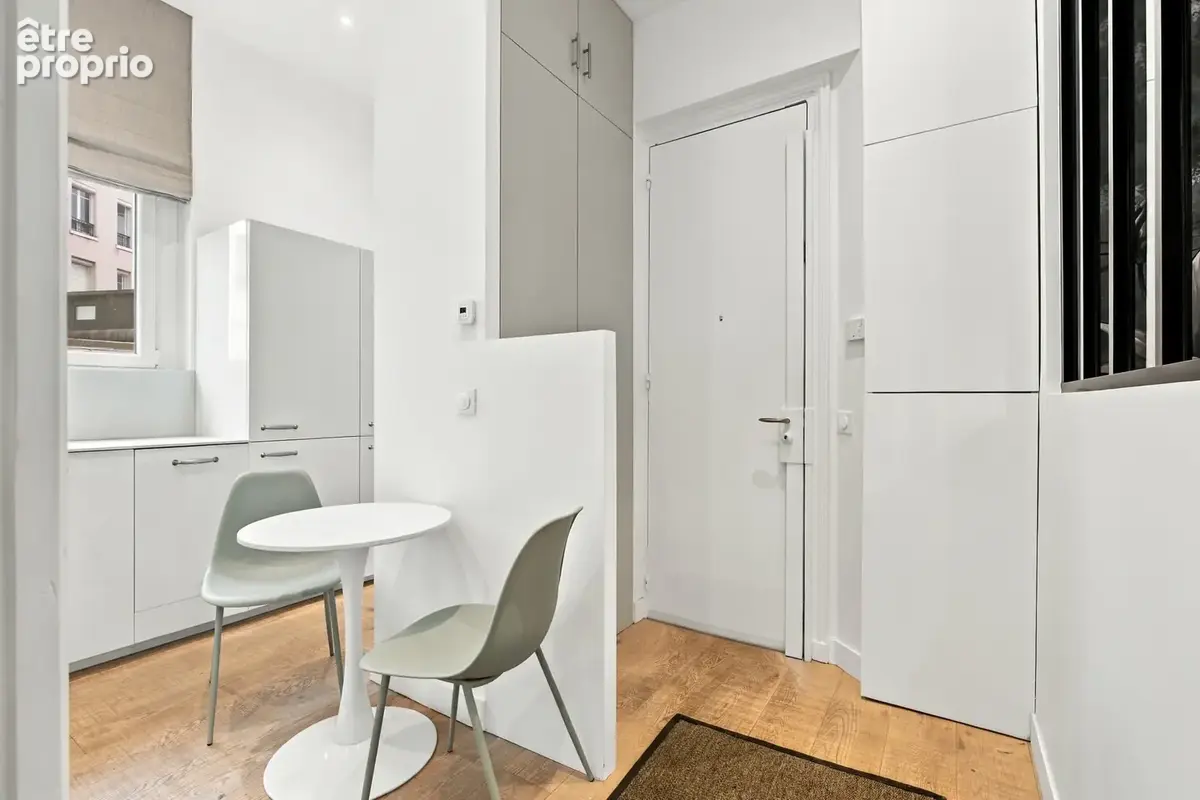 Deauville hypercentre   superbe appartement 3 pièces de 75,54 m2   2 suites - 1er 2tage avec ascenseur - charm - photo 2