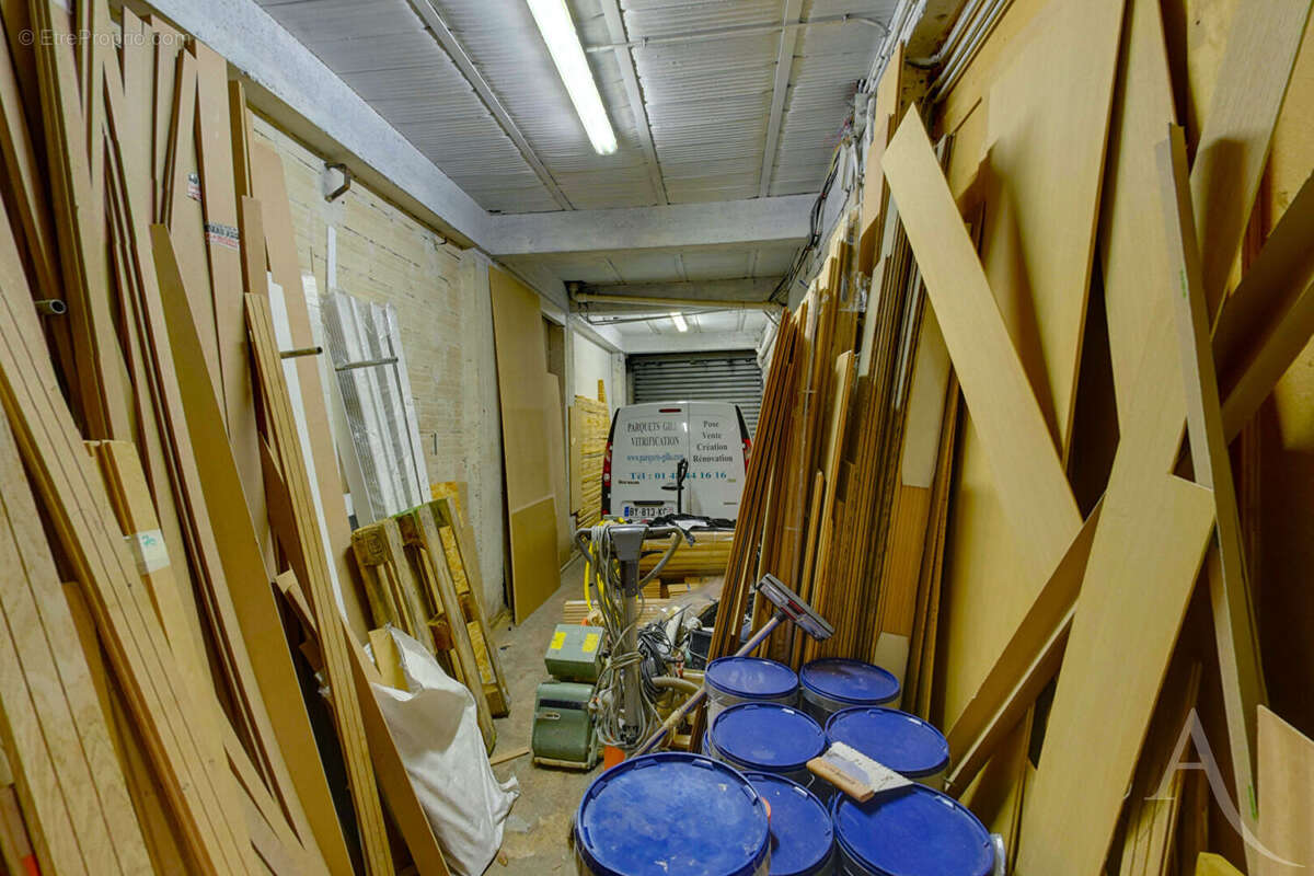 Commerce à ROMAINVILLE