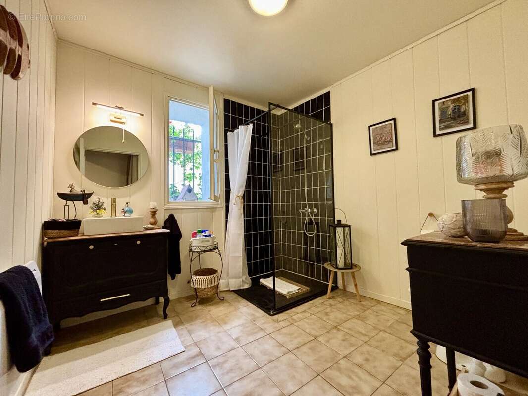 Maison à CAUNES-MINERVOIS