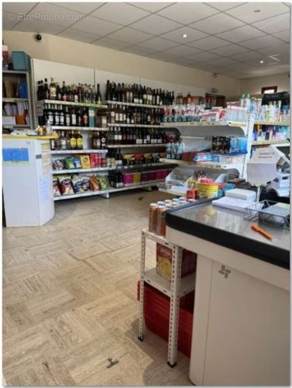 Commerce à CARHAIX-PLOUGUER