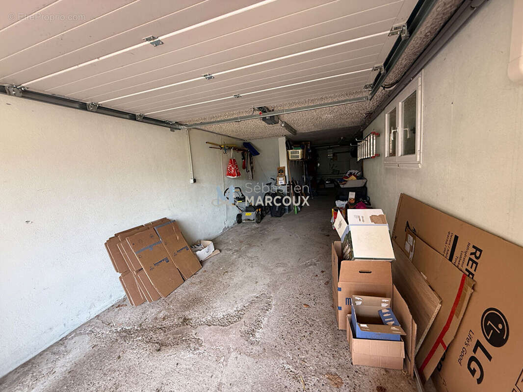 Maison à ROCHE-LA-MOLIERE