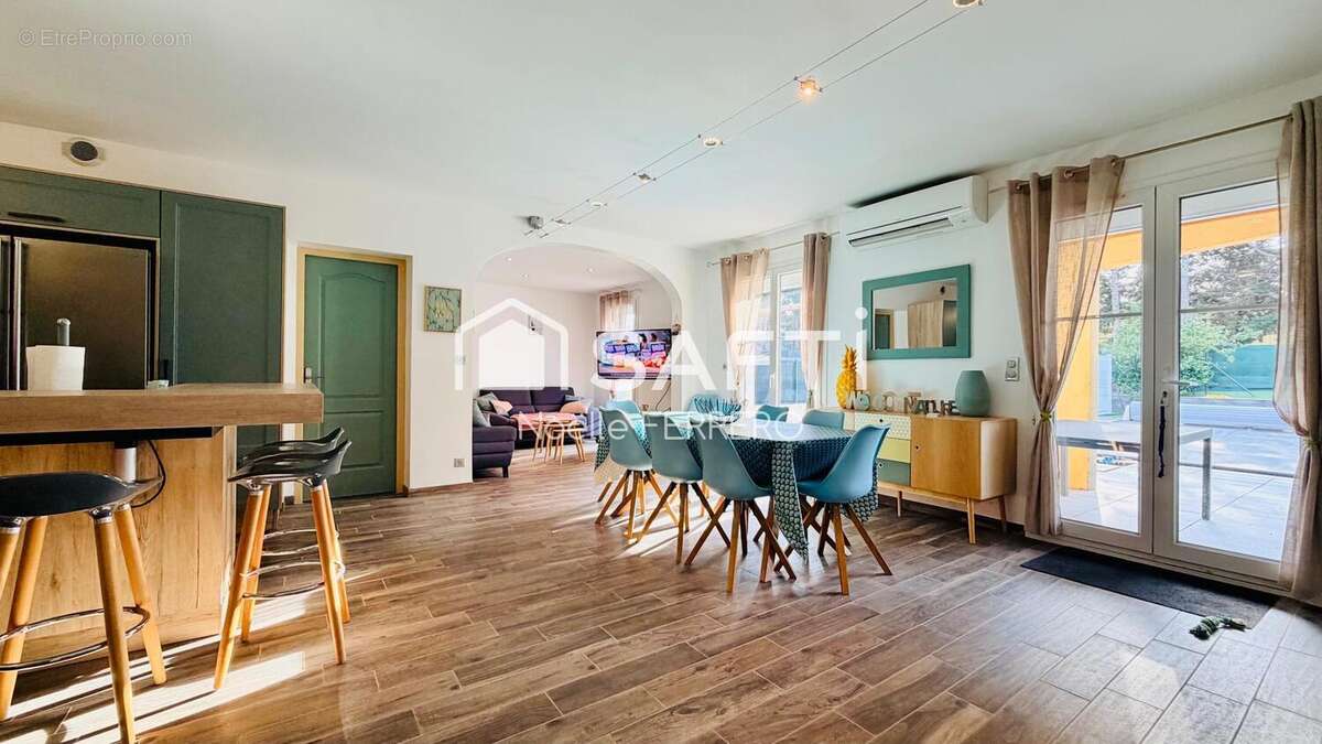 Photo 4 - Maison à FREJUS