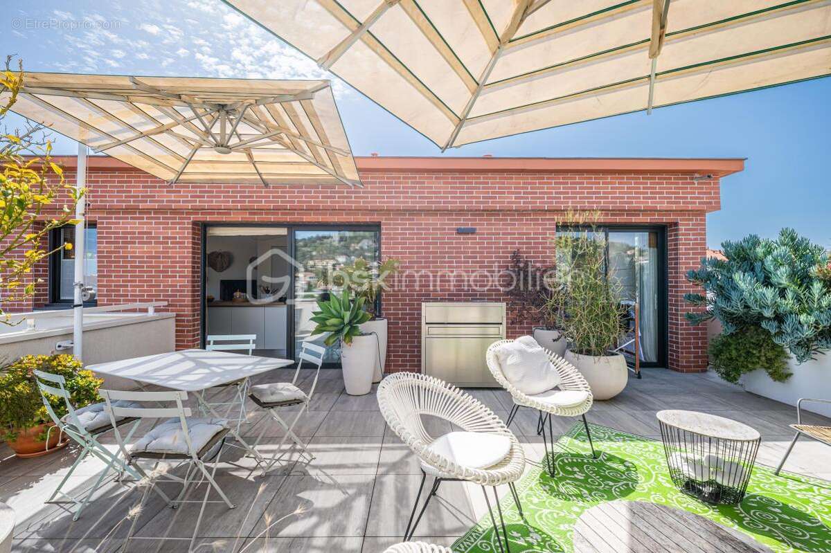 Appartement à HYERES