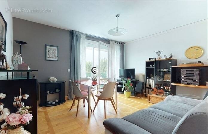 Appartement à CHAMPIGNY-SUR-MARNE