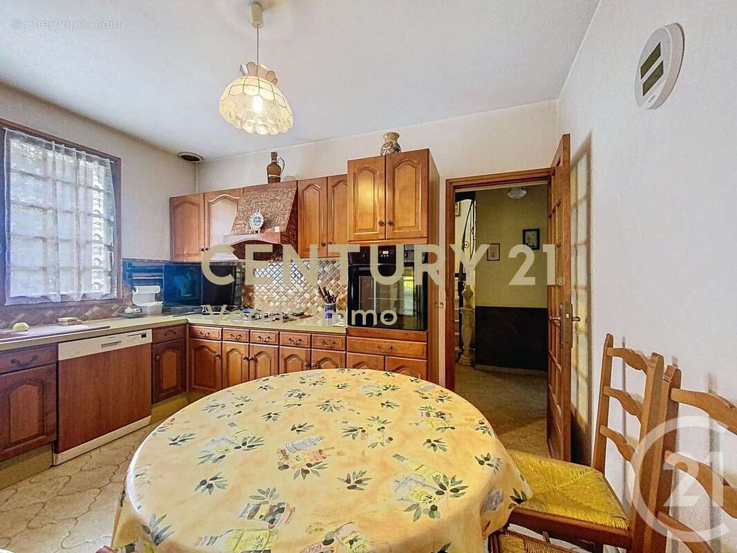 Maison à SAINT-JEAN-DE-VEDAS