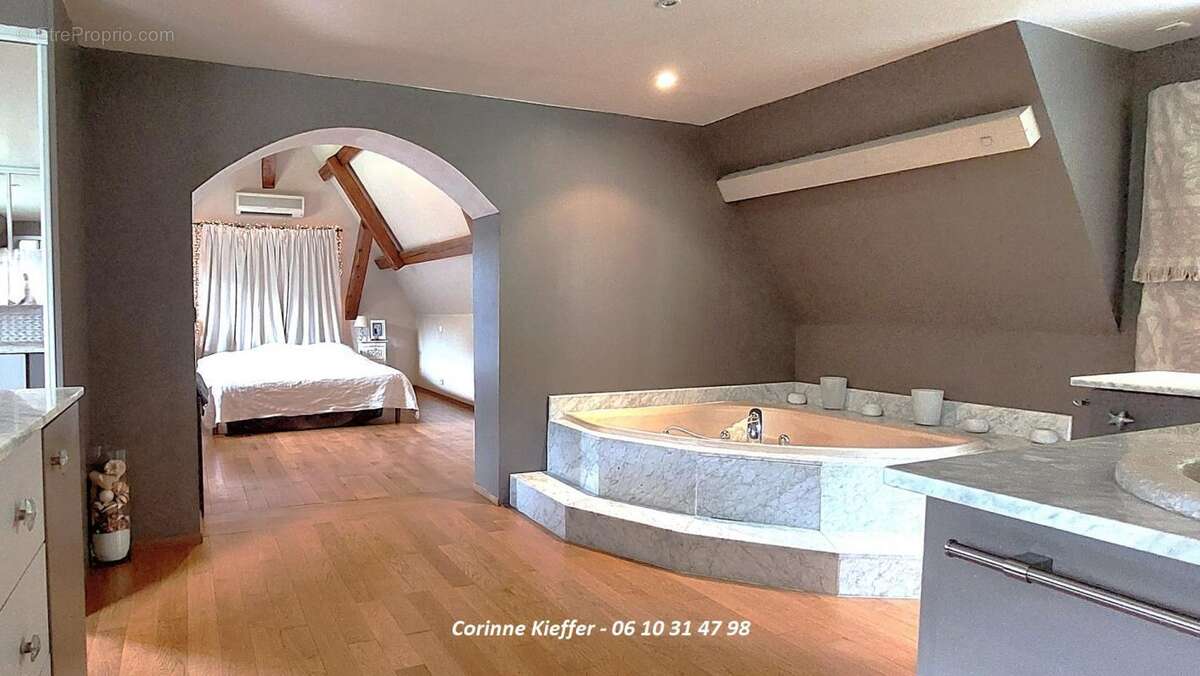 Maison à MONTLIGNON