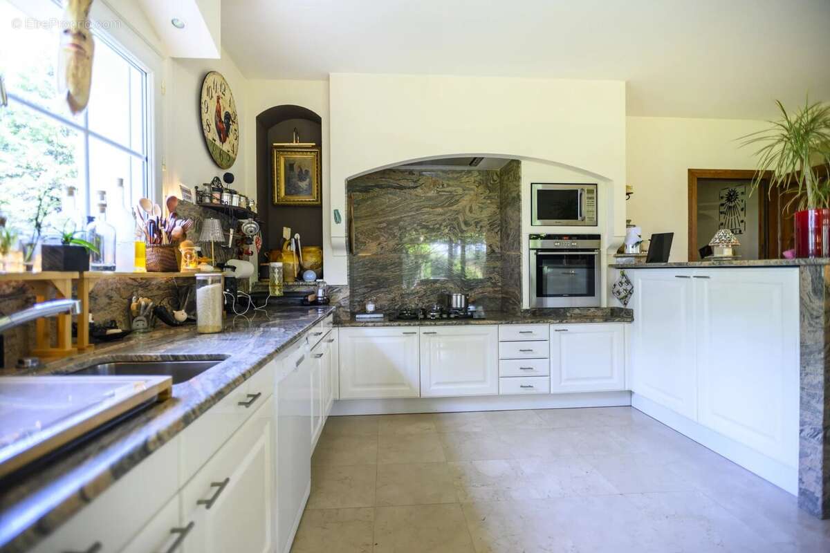 Maison à VAISON-LA-ROMAINE