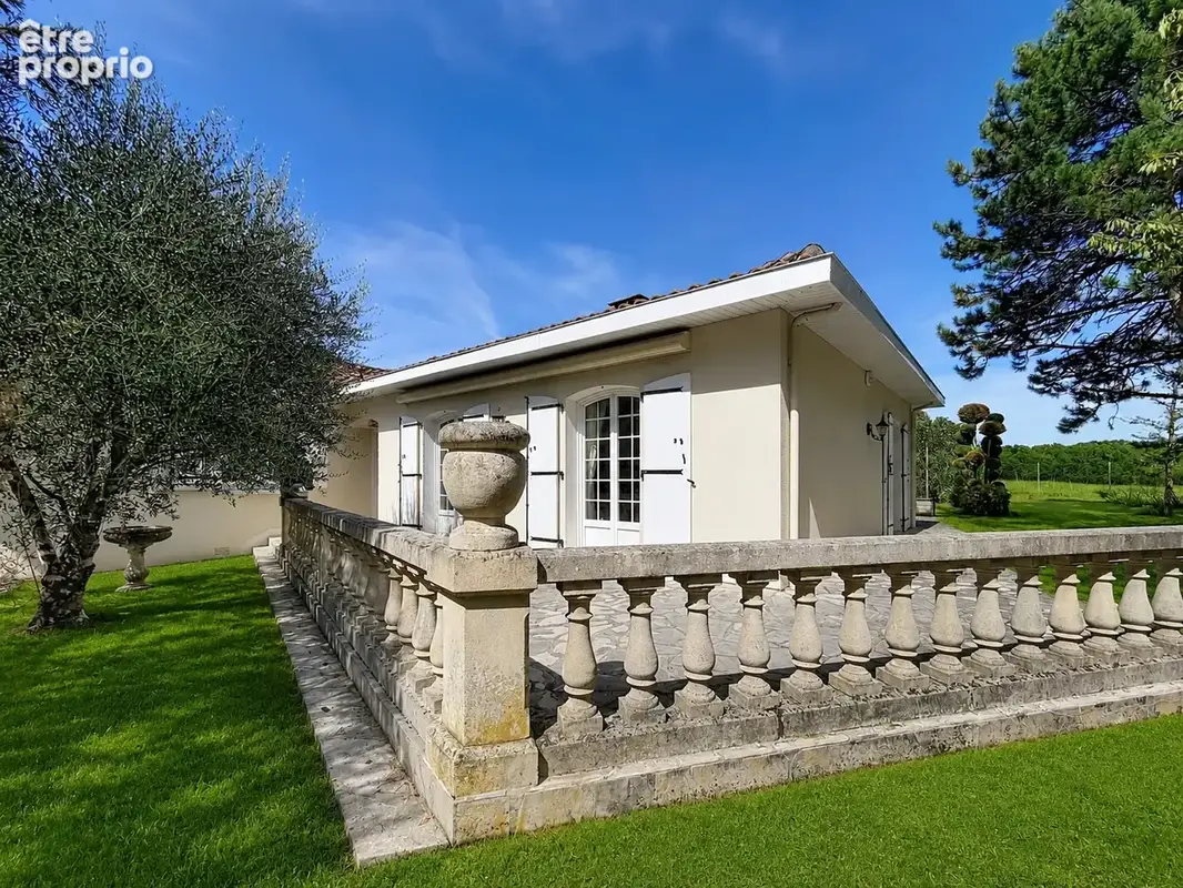 Maison individuelle de 170m2 avec jardin de 2000 m2   Magnac-sur-Touvre, aux portes d’Angoulême - photo 2