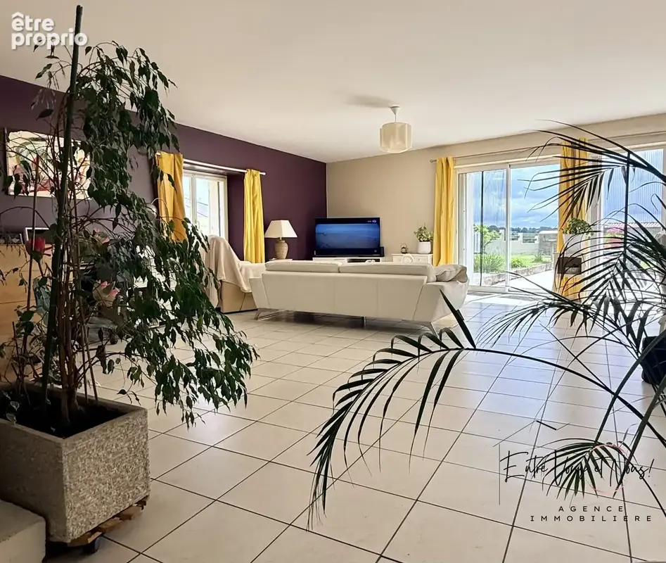 Maison 6 pièces 152 m² à vendre à Sauveterre-De-Guyenne (33540) - photo 2